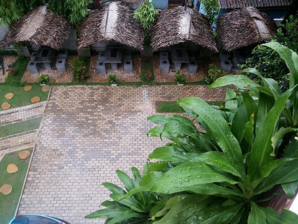 Hotel Tinaya Dambulla Esterno foto