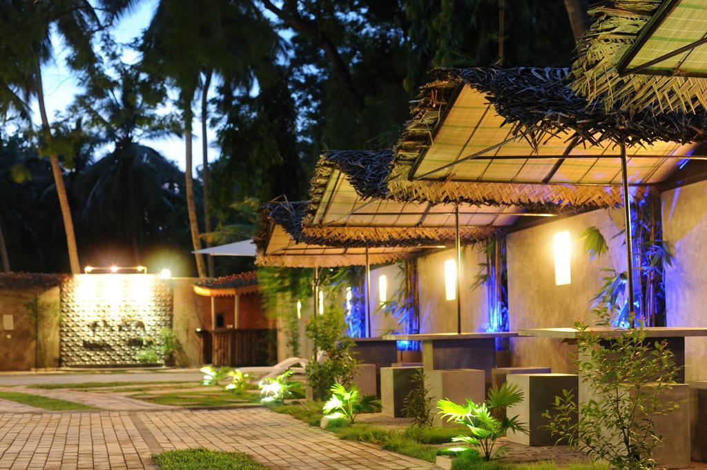 Hotel Tinaya Dambulla Esterno foto